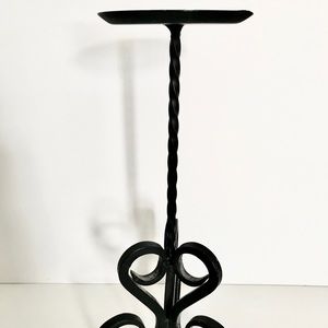 New Pillar Metal Candle Holder